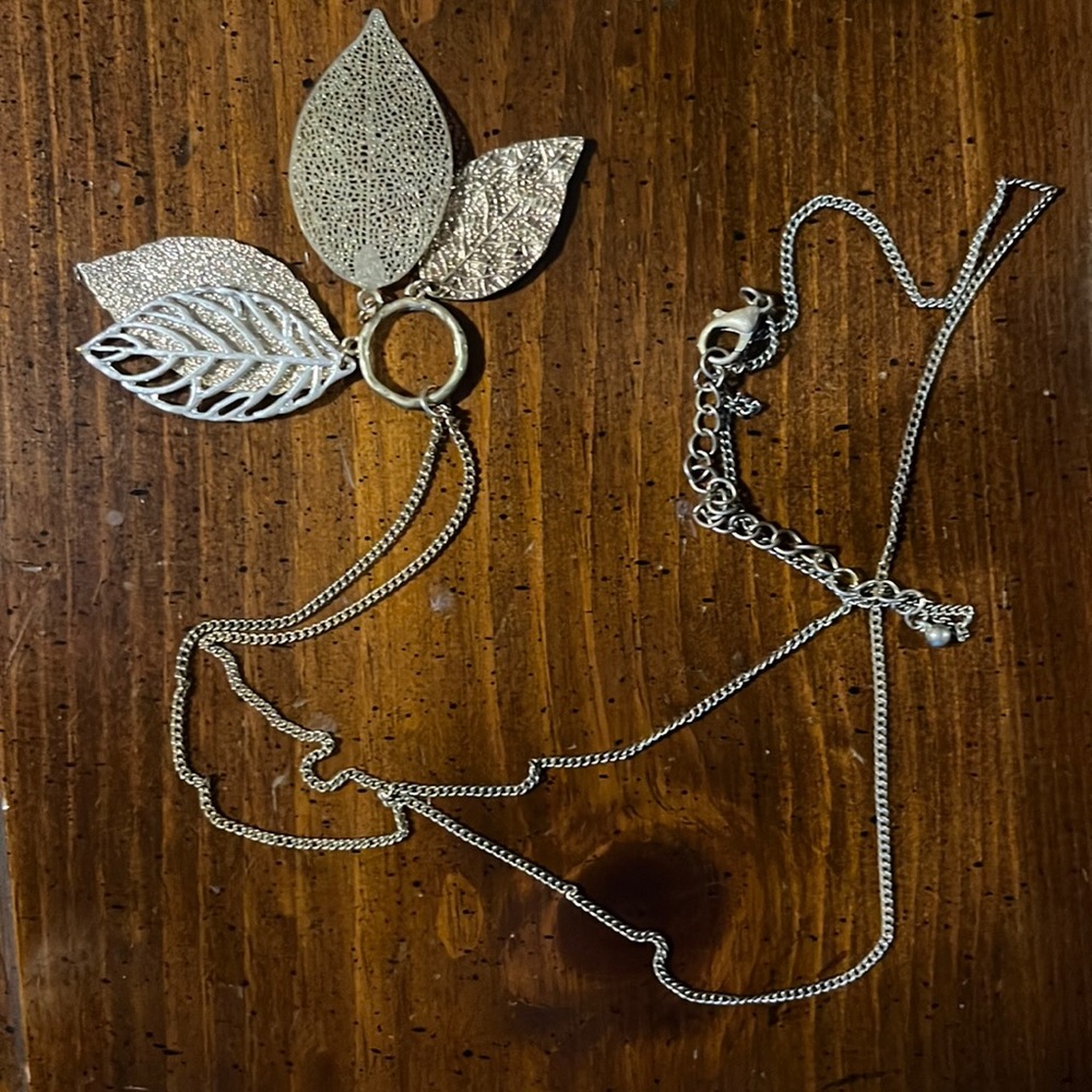 Long gold leaf necklace